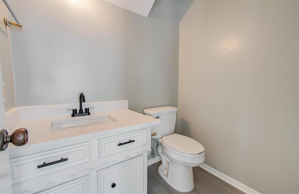 11703 Laneview Drive, Houston, Texas image 16