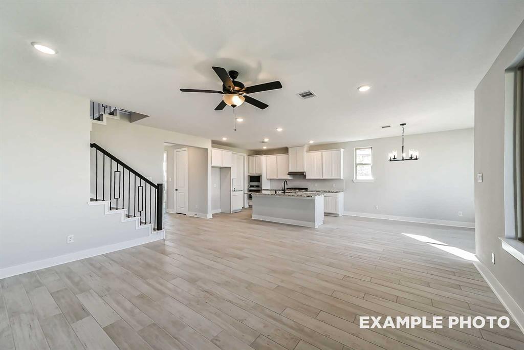 1827 Tioga View Drive, Rosharon, Texas image 8