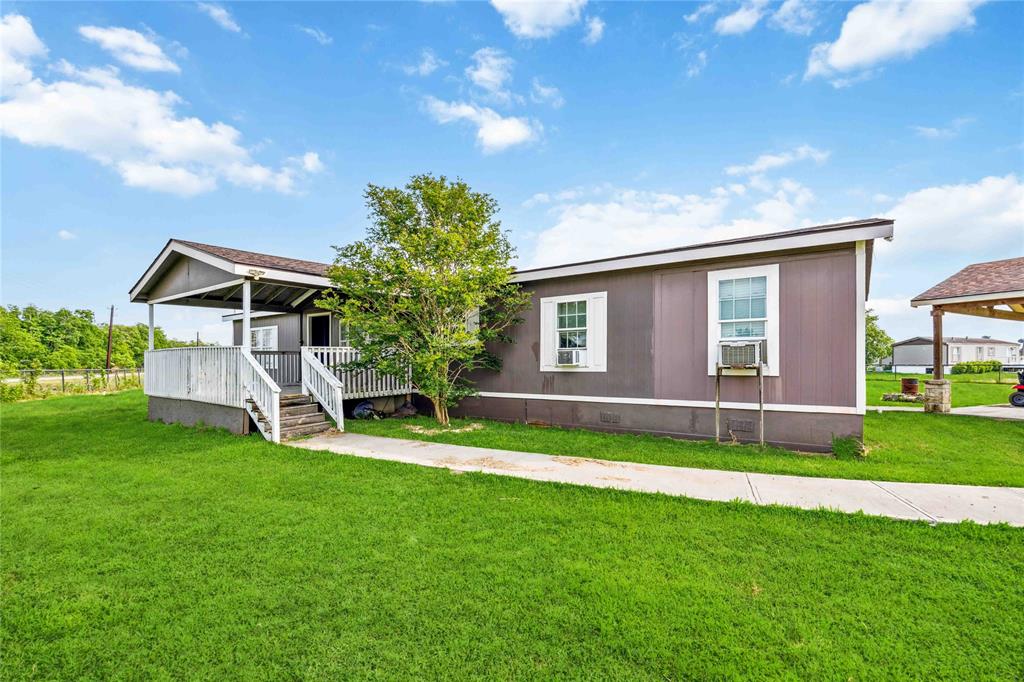 8907 County Road 511, Rosharon, Texas image 5