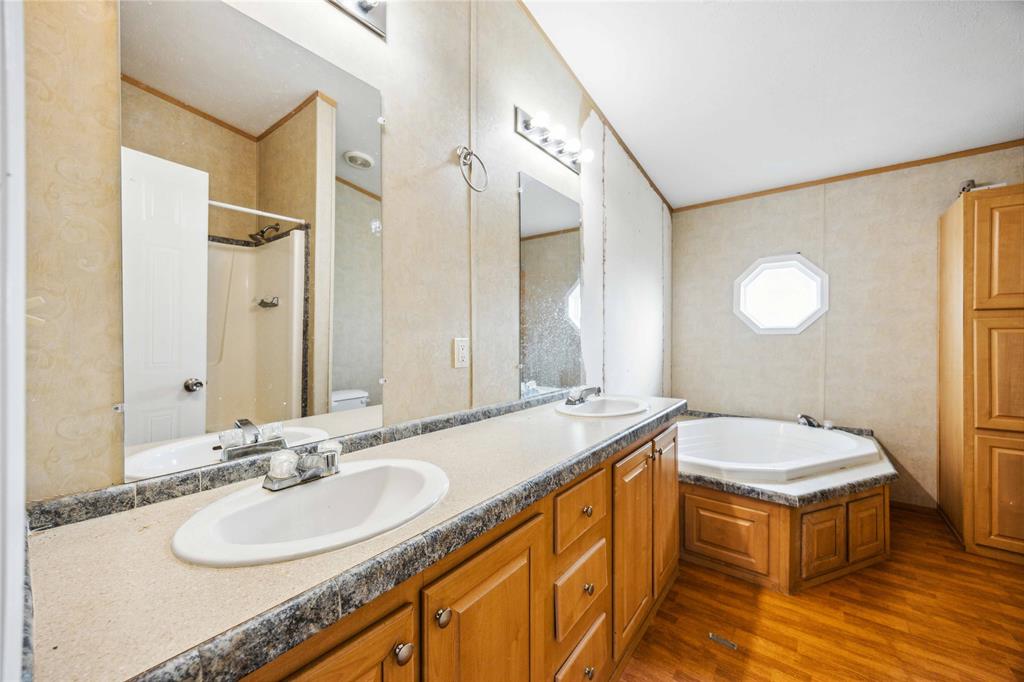 8907 County Road 511, Rosharon, Texas image 21