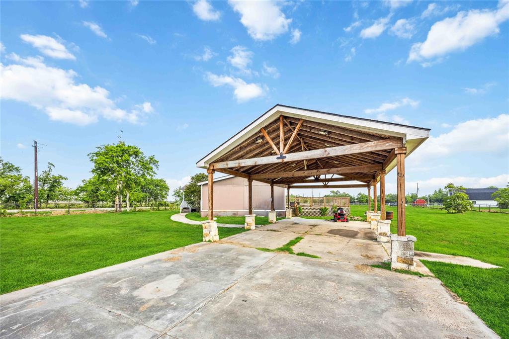 8907 County Road 511, Rosharon, Texas image 2