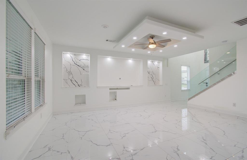 4627 Prairie Chase Drive, Houston, Texas image 2
