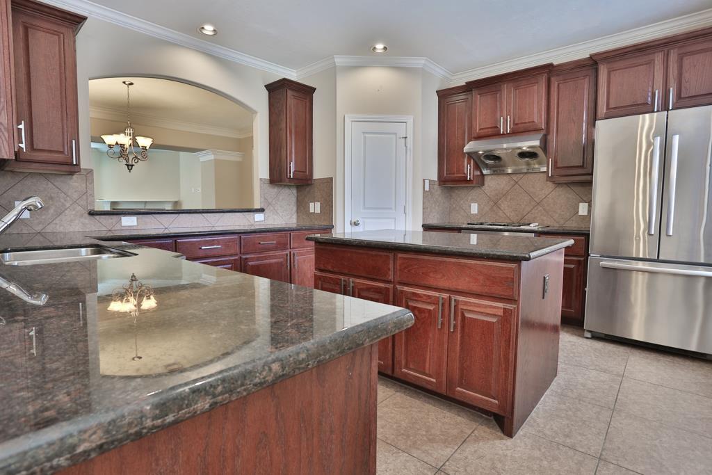 3431 Skyline Village Drive, Houston, Texas image 10