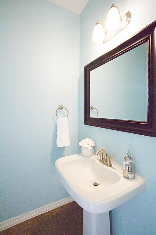 3431 Skyline Village Drive, Houston, Texas image 13