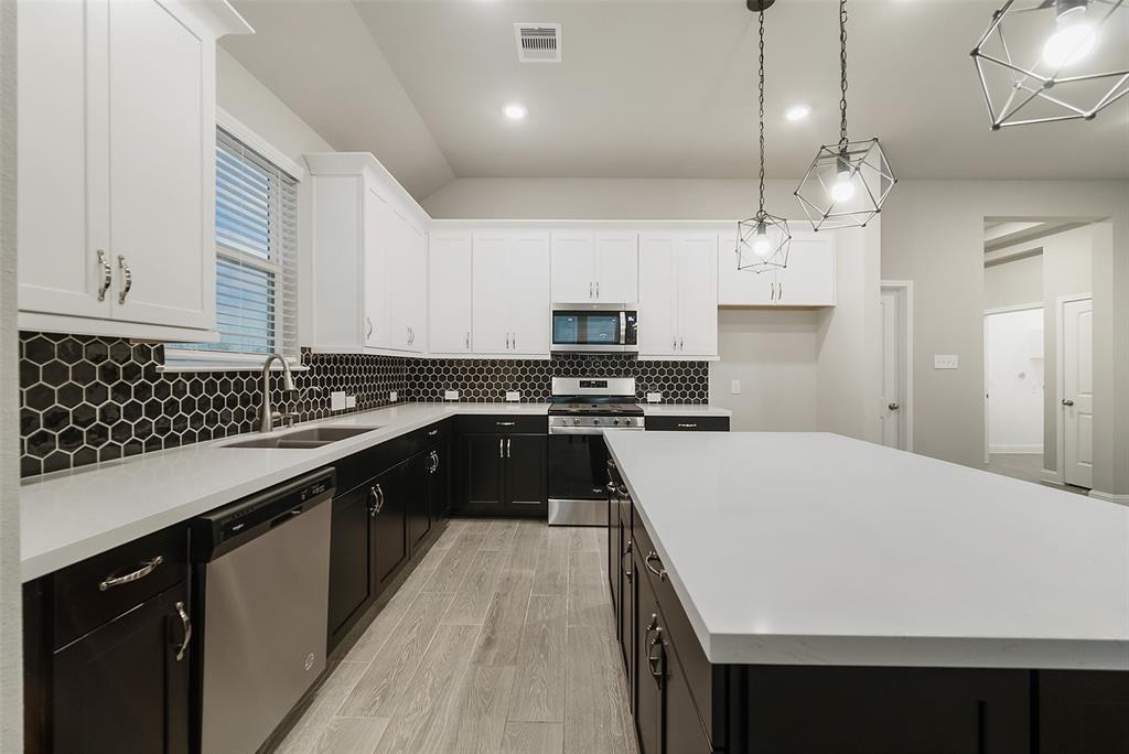 7606 Cattail Shallows Lane, Katy, Texas image 16