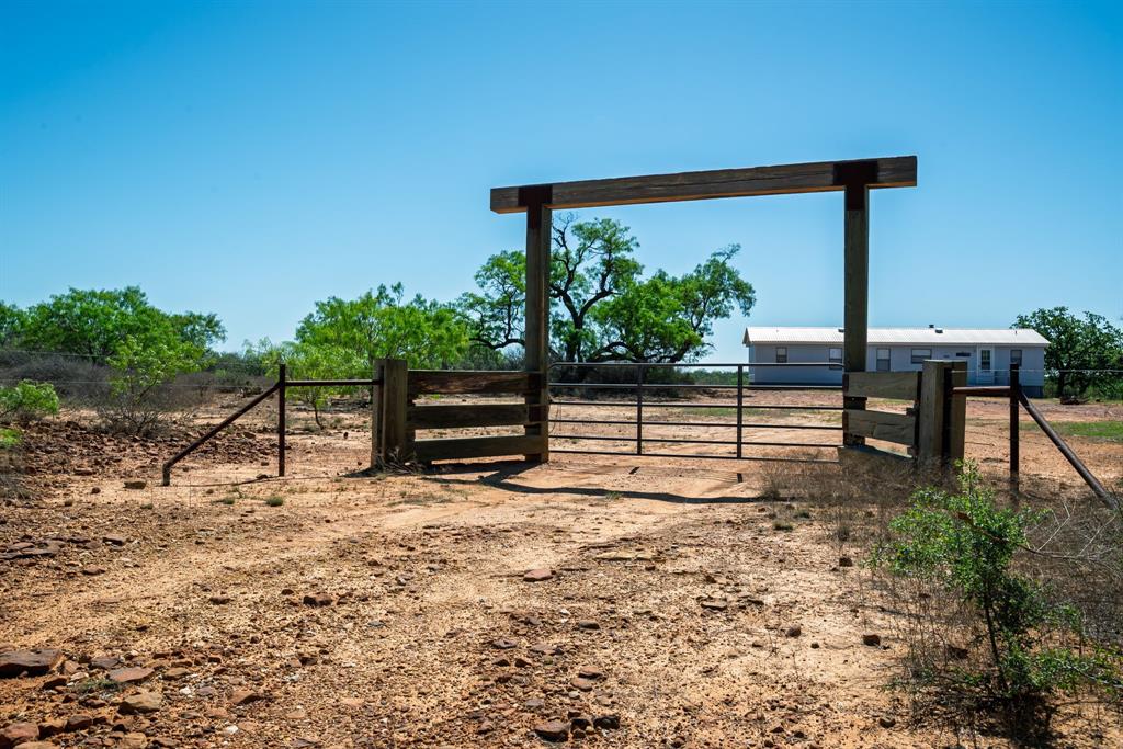 4692 County Road 249, Rochelle, Texas image 4