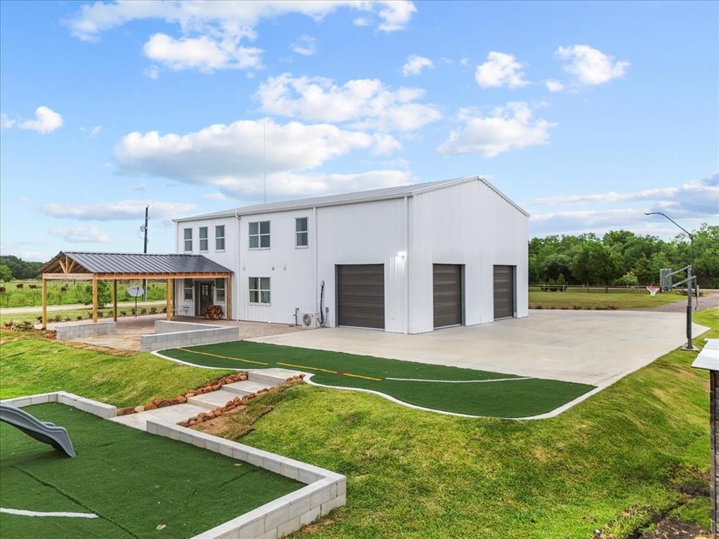 10624 County Road 200
