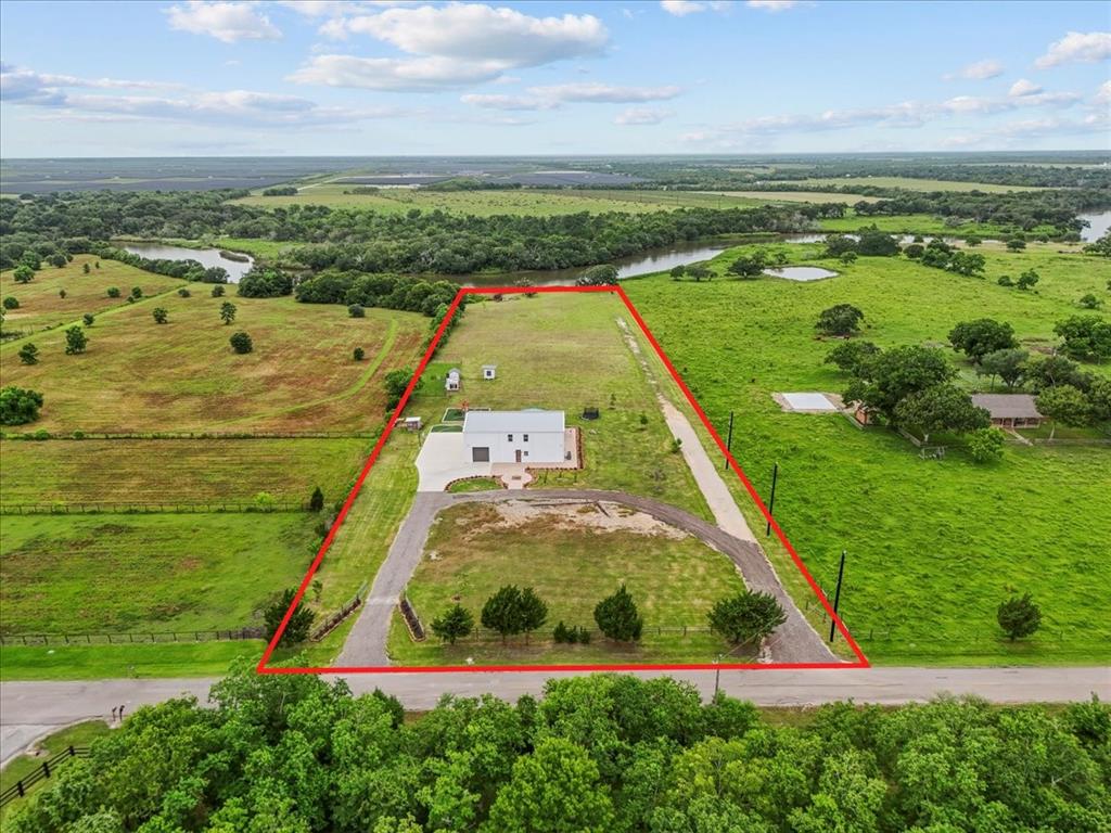 10624 County Road 200