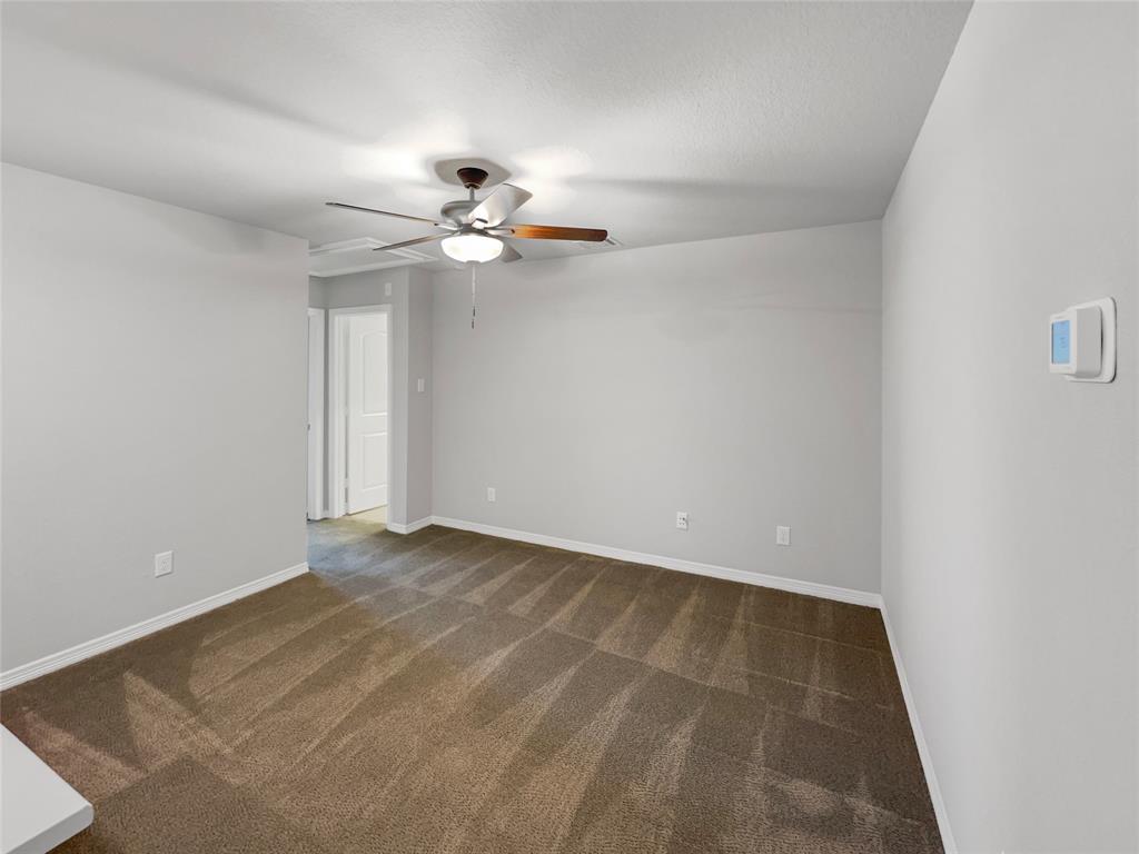 8022 Scanlan Trace, Missouri City, Texas image 16