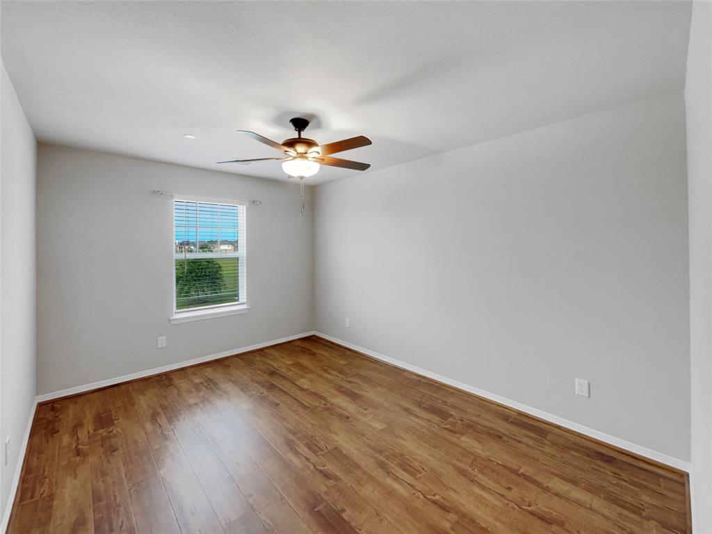 8022 Scanlan Trace, Missouri City, Texas image 5