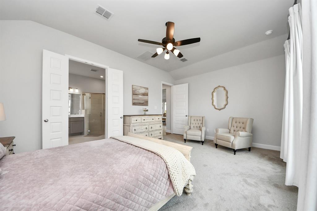 12310 Grassy Bend Drive, Mont Belvieu, Texas image 14