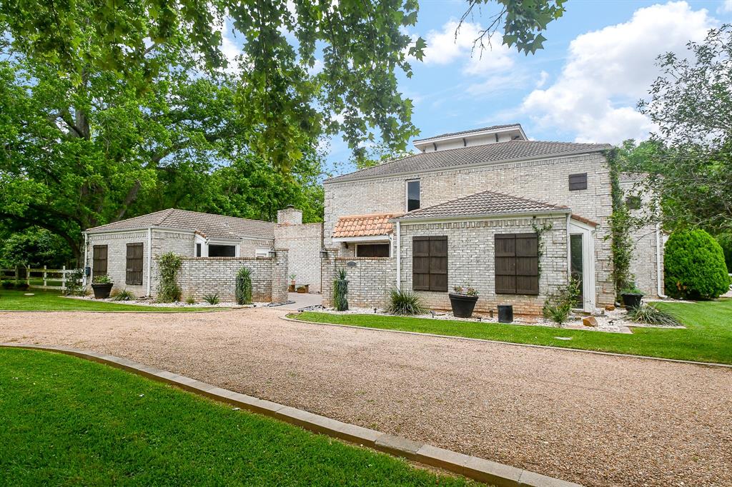 5202 Mimosa Lane, Richmond, Texas image 6