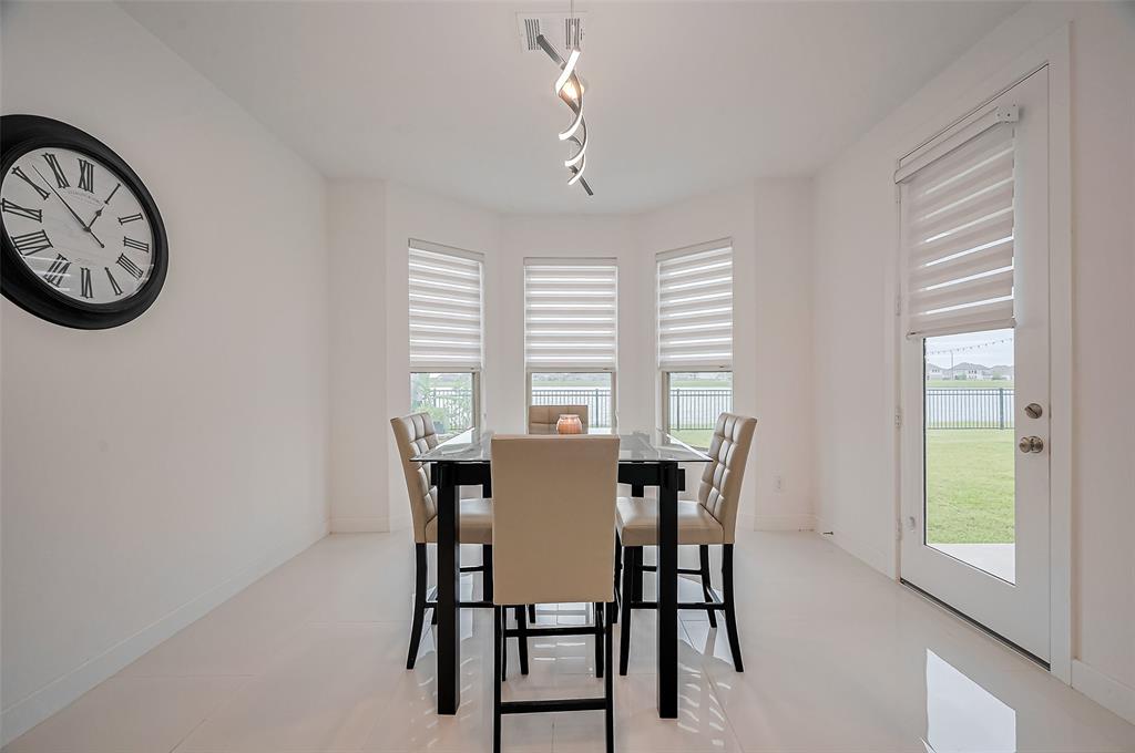 18311 Licola Meadow Lane, Richmond, Texas image 9