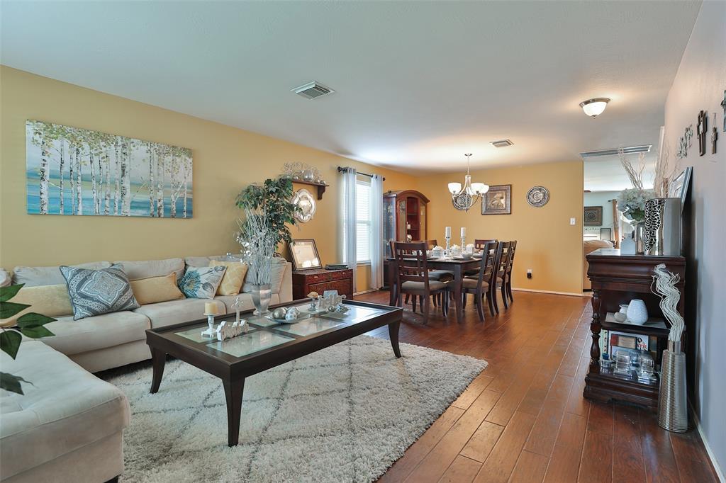 21711 Cascade Hollow Lane