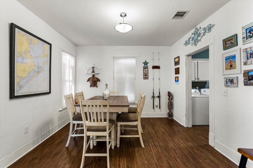 1302 Avenue M 1/2, Galveston, Texas image 10