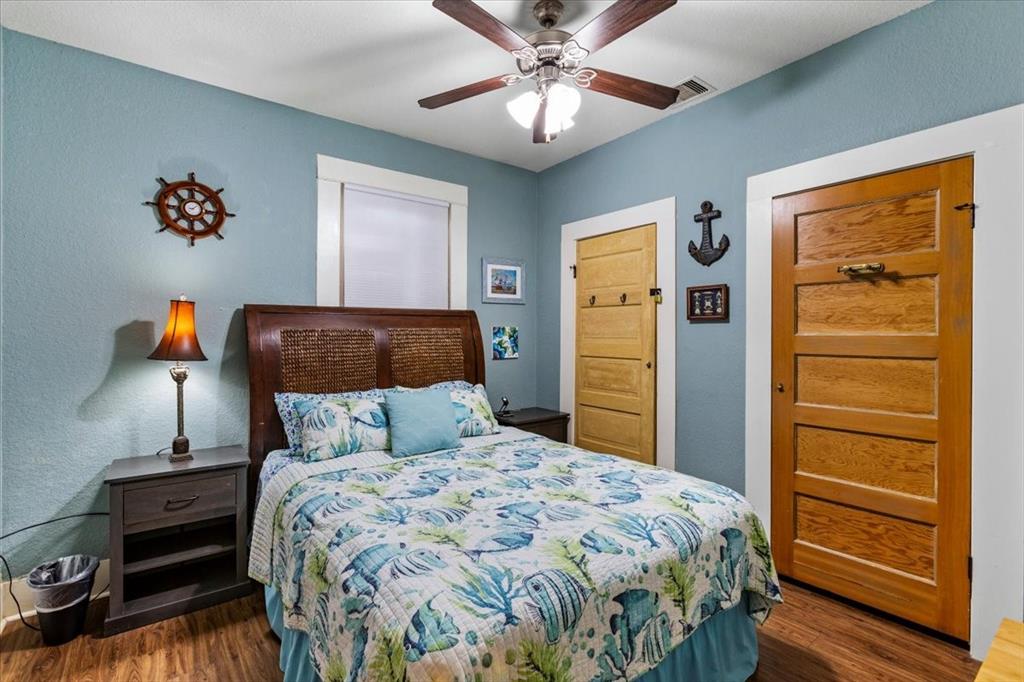 1302 Avenue M 1/2, Galveston, Texas image 16