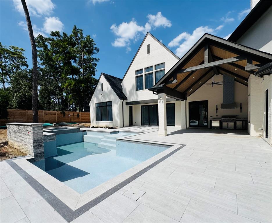 205 Fleetway Drive
