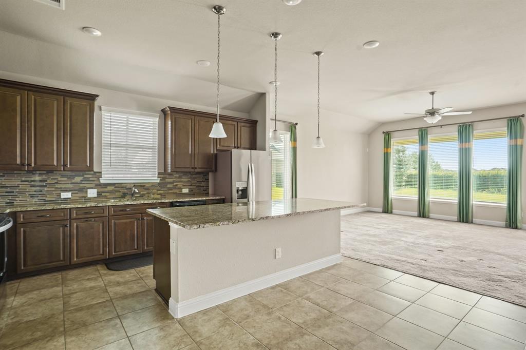 6402 Pomegranate Blossom Drive, Katy, Texas image 7