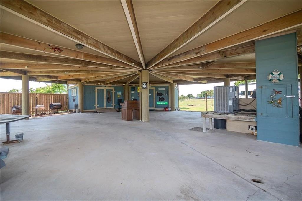 1504 W Saint Louis Avenue, Seadrift, Texas image 22