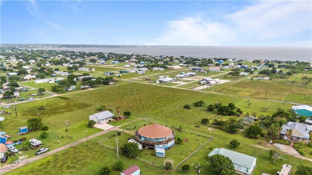 1504 W Saint Louis Avenue, Seadrift, Texas image 7