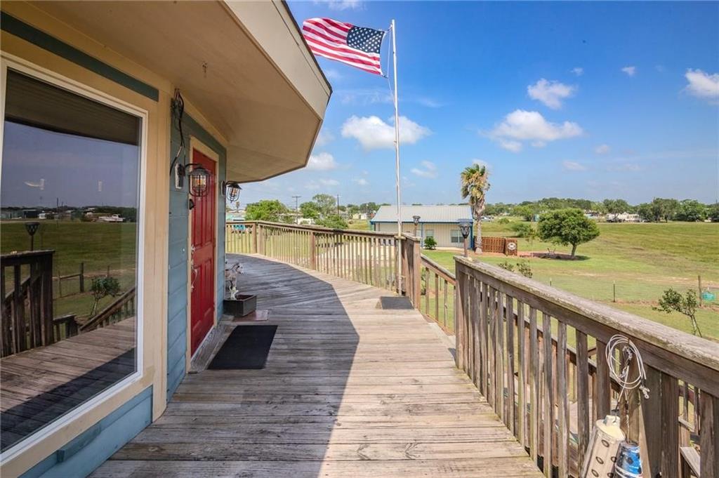 1504 W Saint Louis Avenue, Seadrift, Texas image 4