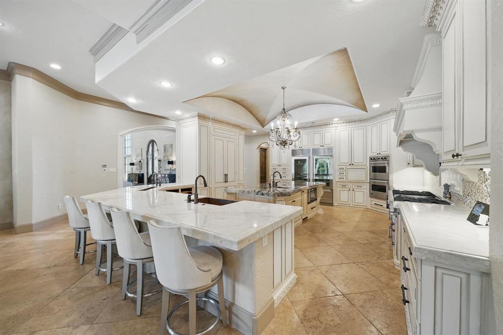 2618 Forest View, Richmond, Texas image 12