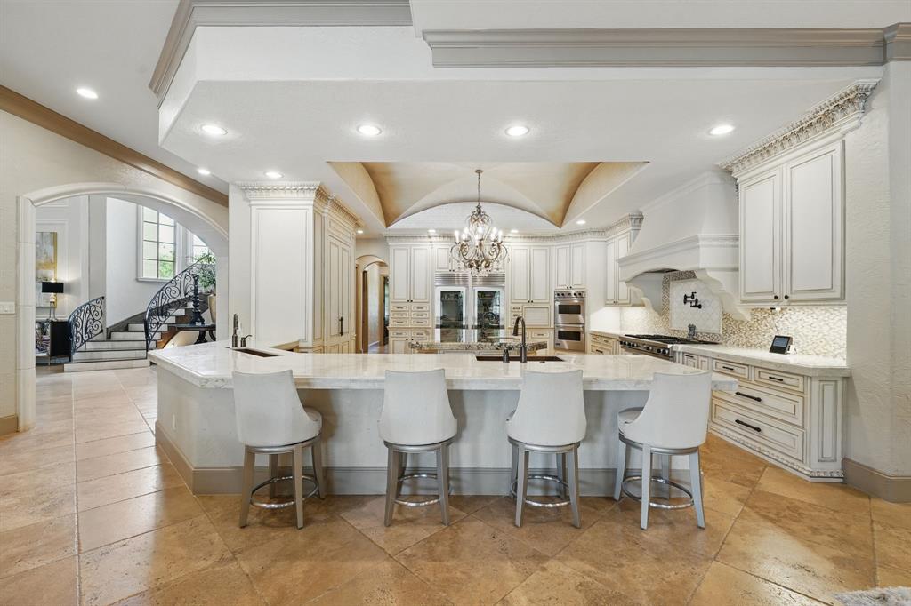 2618 Forest View, Richmond, Texas image 9