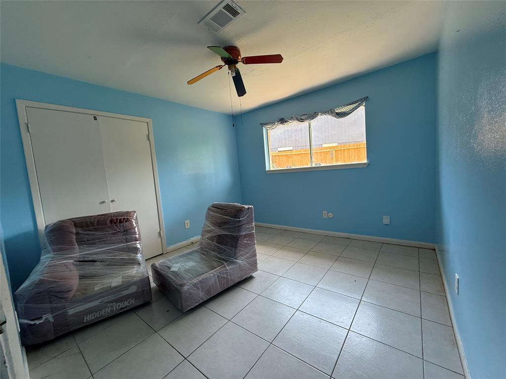710 Fawnwood Drive, Missouri City, Texas image 16