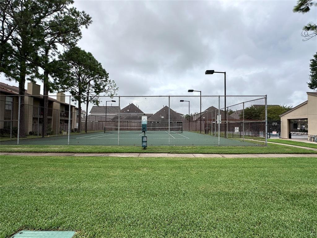 3300 Pebblebrook Drive #104, Seabrook, Texas image 16