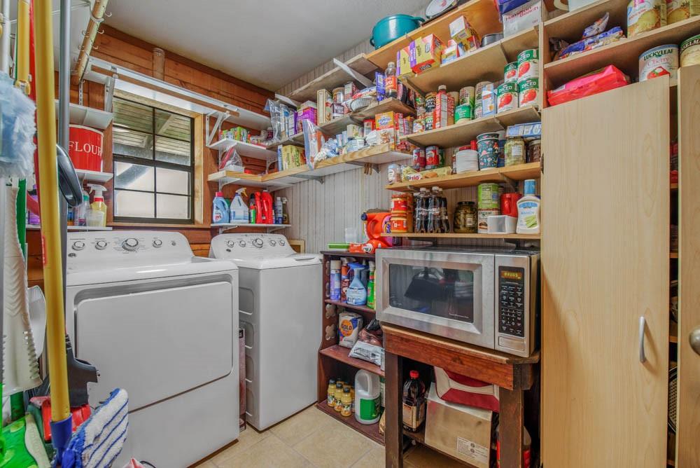 7000 Strickland Lane, Bryan, Texas image 21