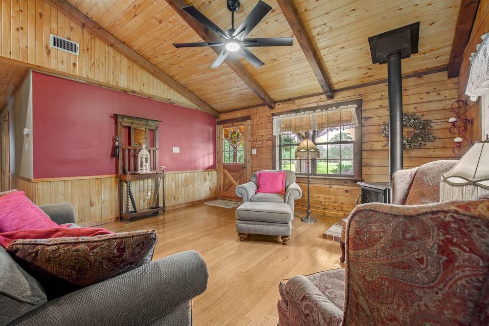 7000 Strickland Lane, Bryan, Texas image 14