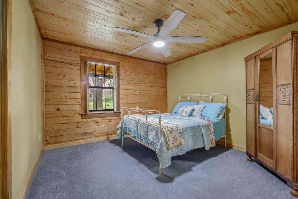 7000 Strickland Lane, Bryan, Texas image 22