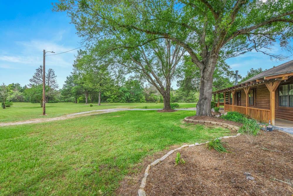 7000 Strickland Lane, Bryan, Texas image 8