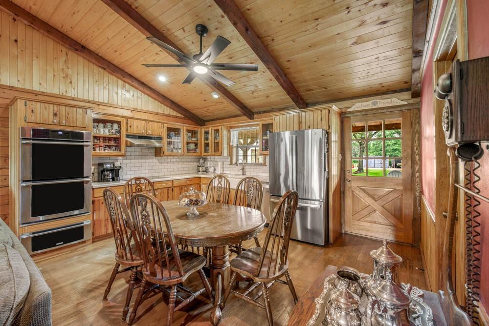 7000 Strickland Lane, Bryan, Texas image 16