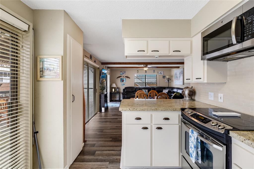 1222 Oahu Drive, Galveston, Texas image 16