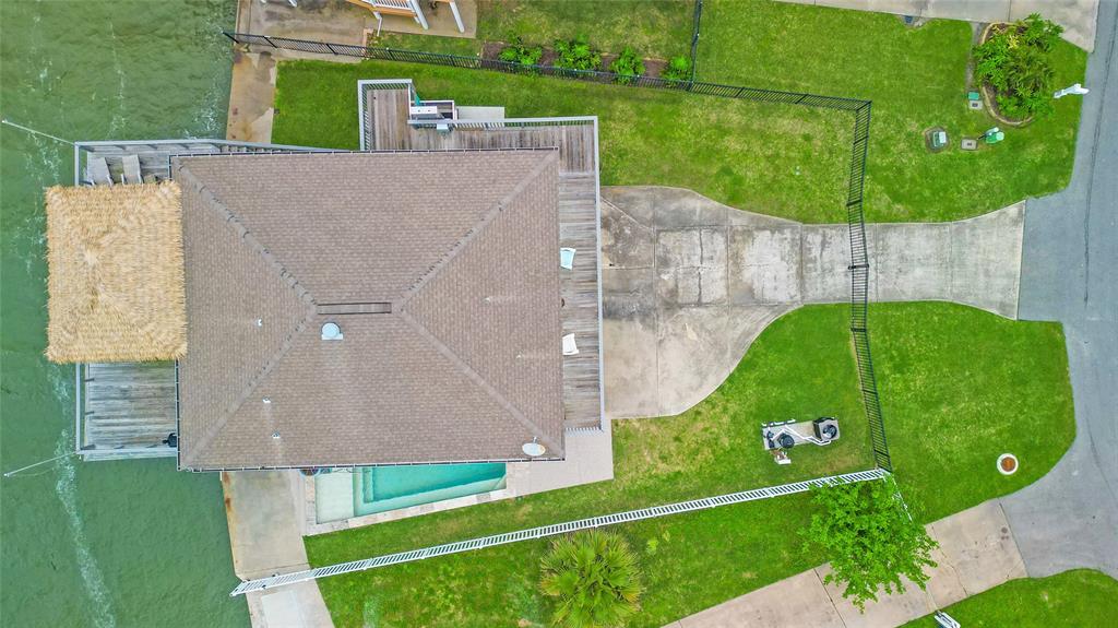 1222 Oahu Drive, Galveston, Texas image 4