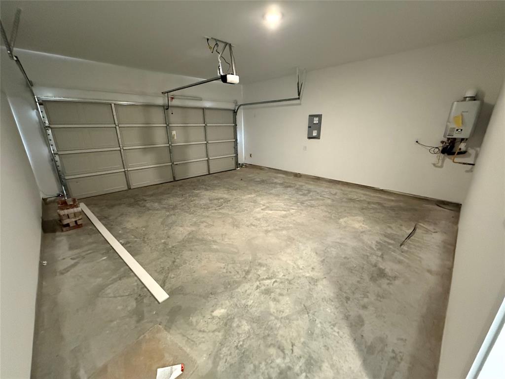21614 Springhill Grove Lane, Waller, Texas image 33