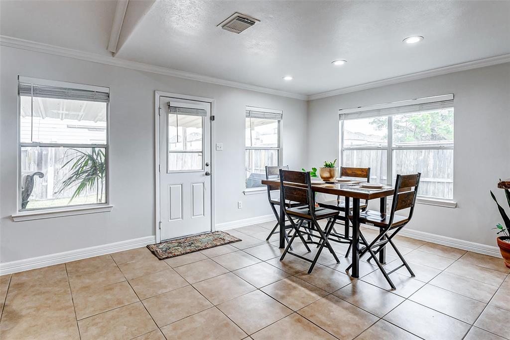 5902 Camron Point Circle, Katy, Texas image 16