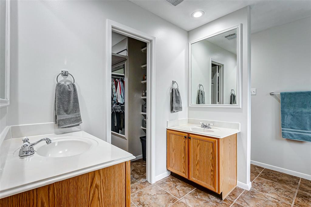 5902 Camron Point Circle, Katy, Texas image 24