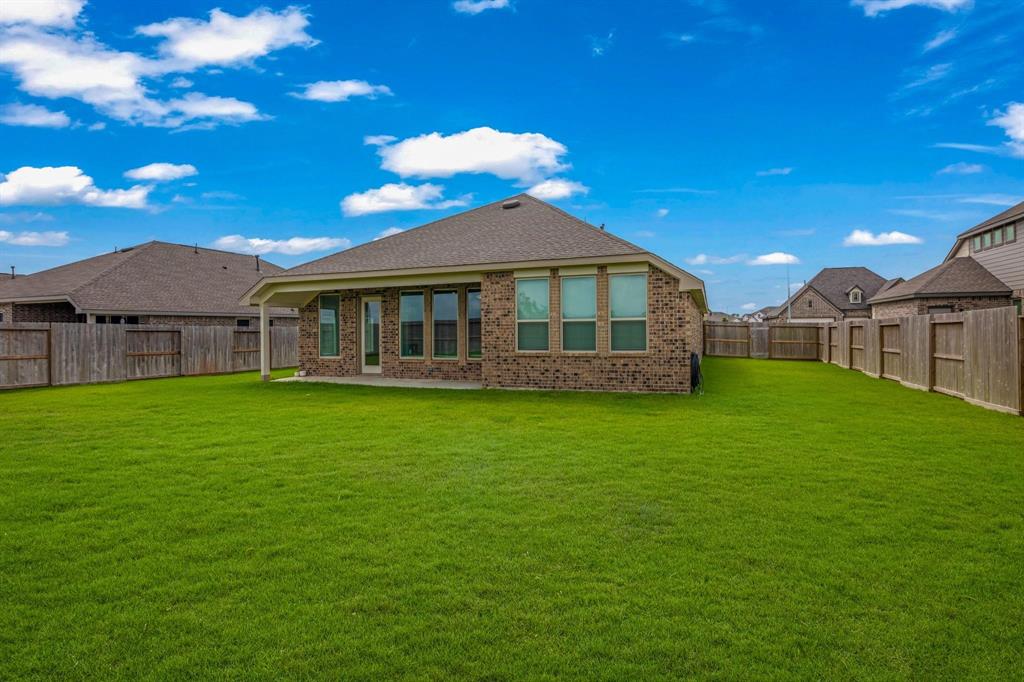 15207 Lakewood Ave, Mont Belvieu, Texas image 35