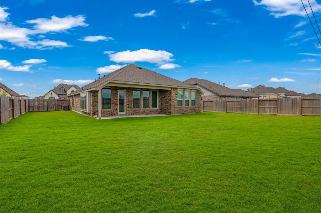 15207 Lakewood Ave, Mont Belvieu, Texas image 34