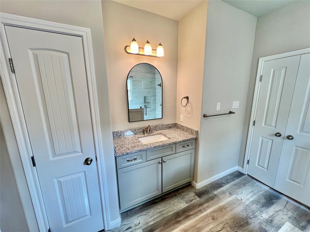 5 Seminole Court, West Columbia, Texas image 11
