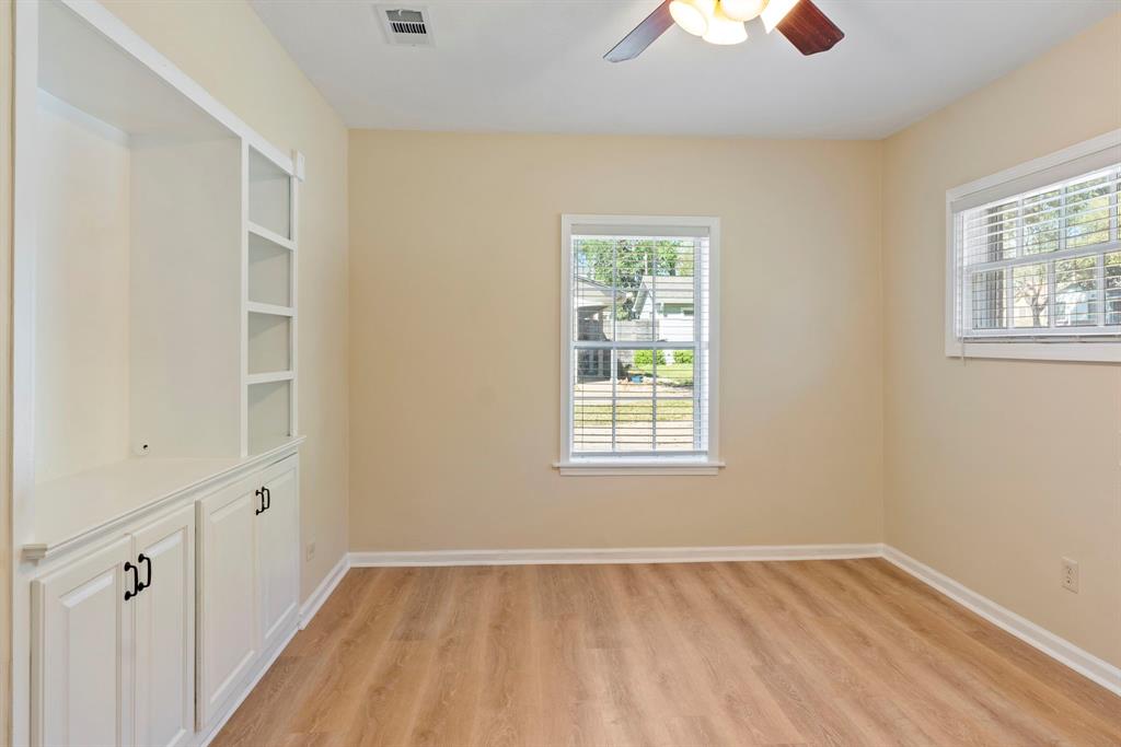 1413 21st Street, Huntsville, Texas image 26