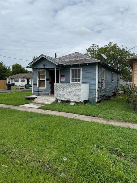 Photo of 2238 Hutton Street, Houston, TX 77026 (MLS # 7346755)