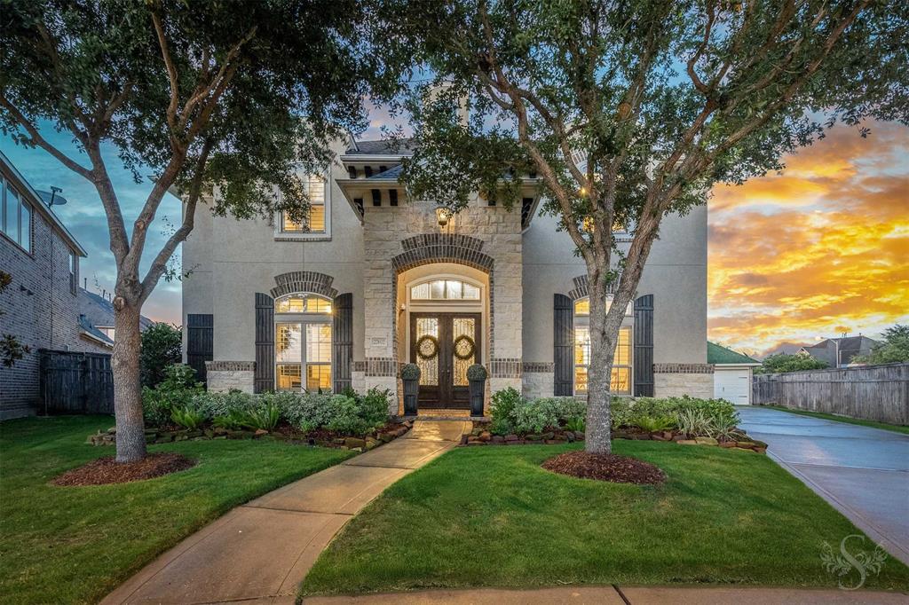 27602 Balcones Heights Boulevard