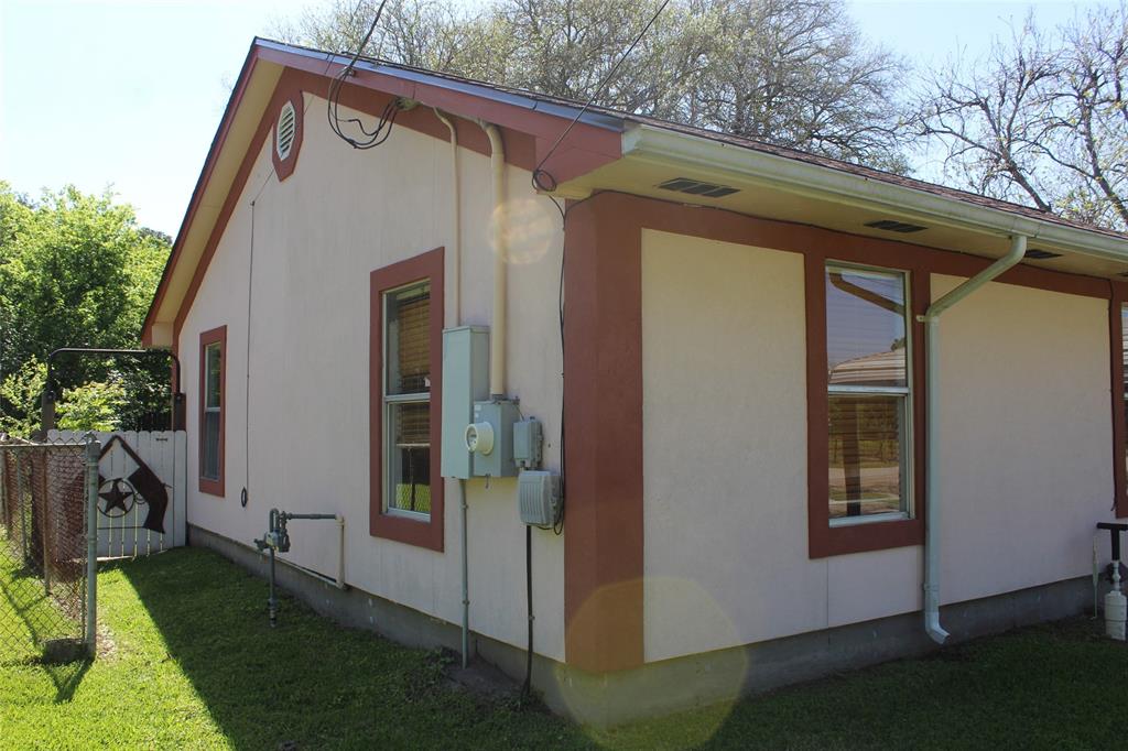920 Maple Street
