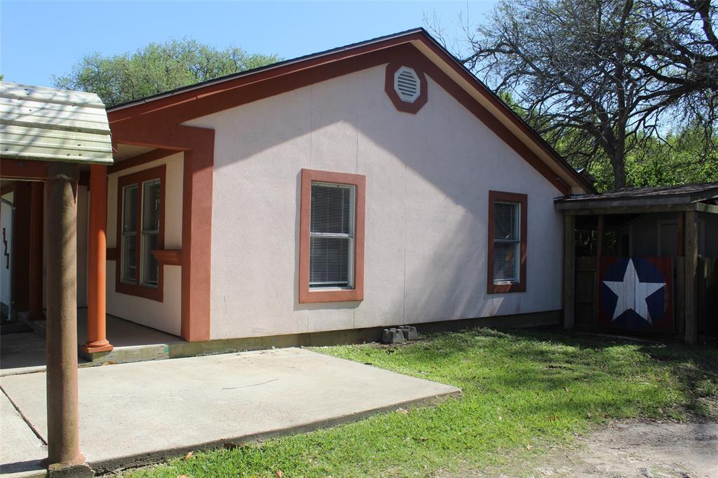 920 Maple Street
