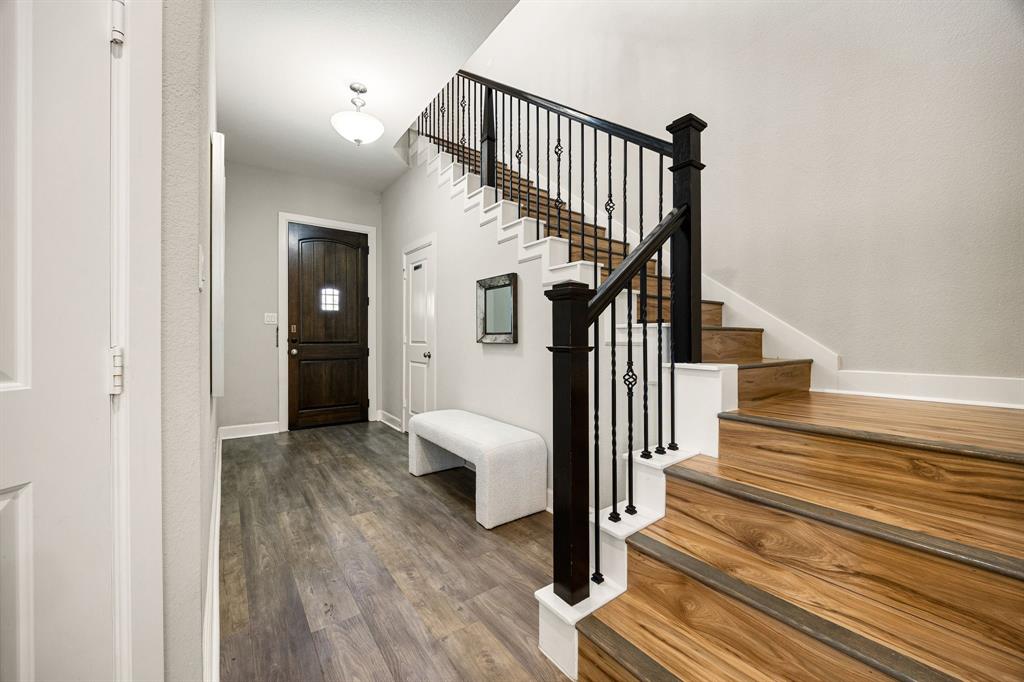 19514 Barking Frog Lane Ln, Cypress, Texas image 4