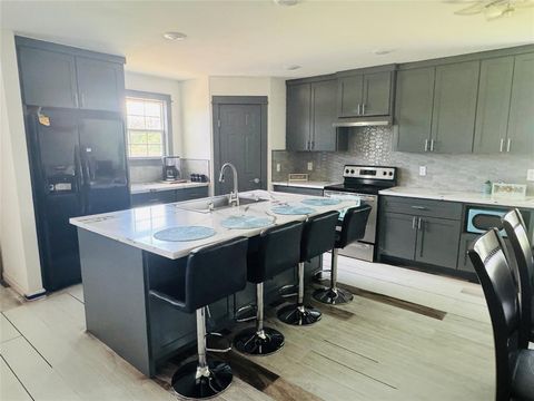 Photo of 351 Road 5102g, Cleveland, TX 77327 (MLS # 21268839)