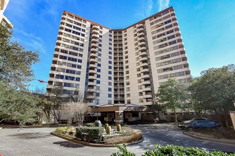 Condominium in Houston TX 3525 Sage Road.jpg